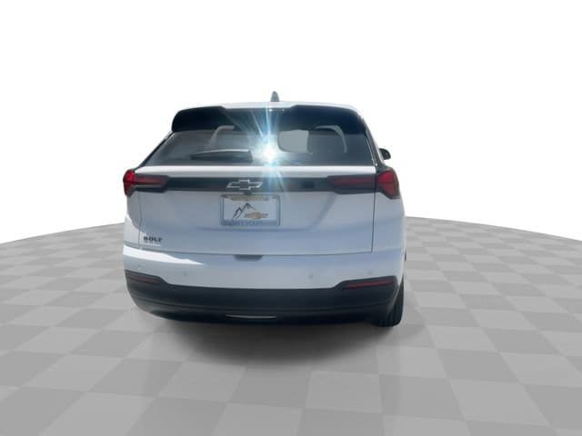 New 2027 Chevrolet Bolt LT w/ Comfort Package FWD image 7