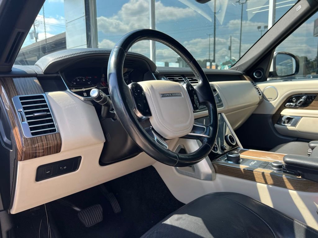 Used 2018 Land Rover Range Rover HSE image 53