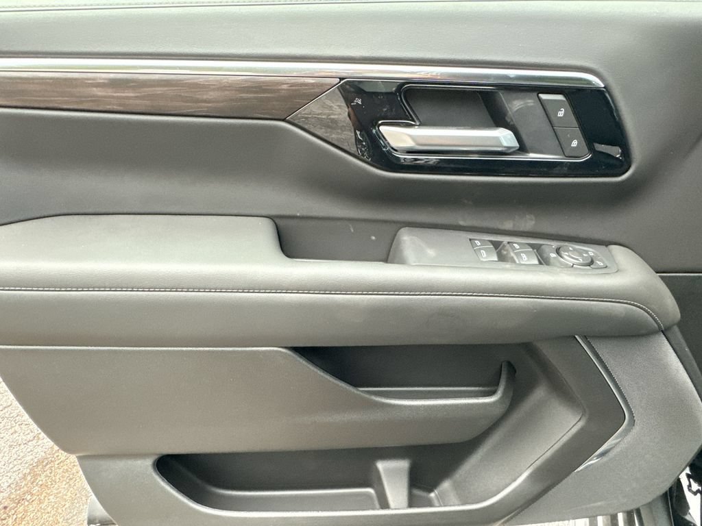 New 2026 Chevrolet Tahoe LS AWD/4WD image 15