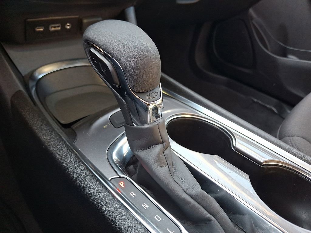 Used 2023 Chevrolet Malibu LT FWD image 14