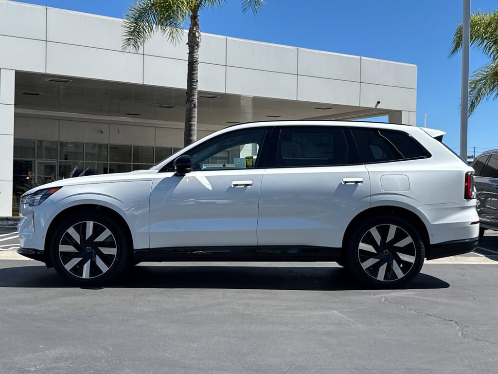 New 2026 Volvo EX90 Ultra AWD/4WD image 2