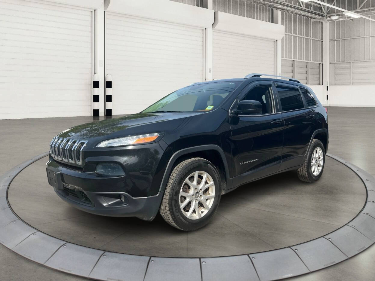Used 2015 Jeep Cherokee Latitude w/ Comfort/Convenience Group AWD/4WD image 7