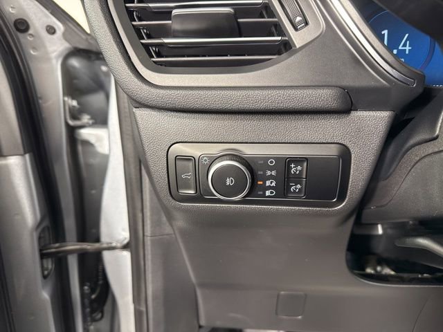 Used 2024 Ford Escape Platinum image 31