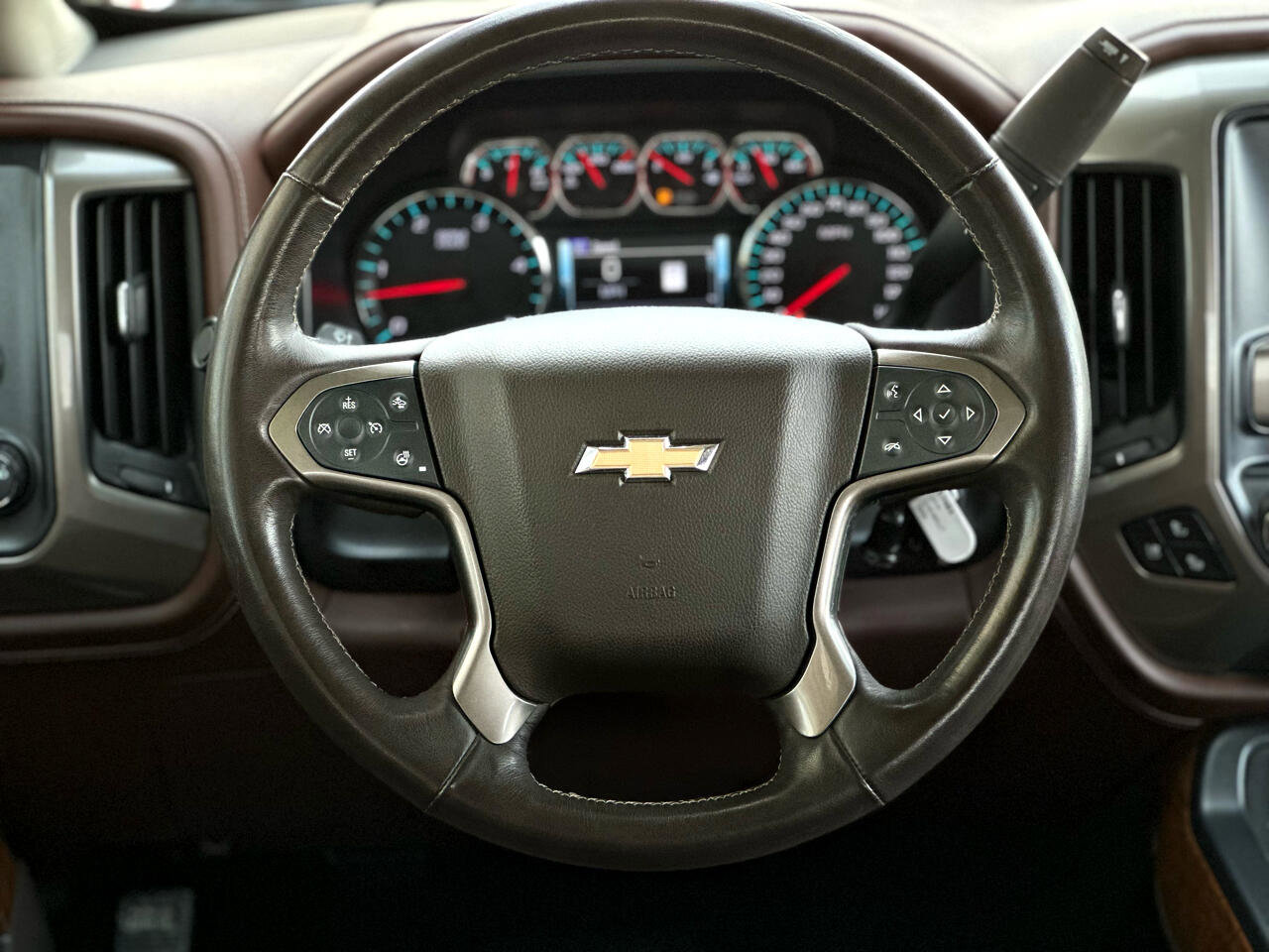 Used 2019 Chevrolet Silverado 2500 High Country w/ Duramax Plus Package image 18