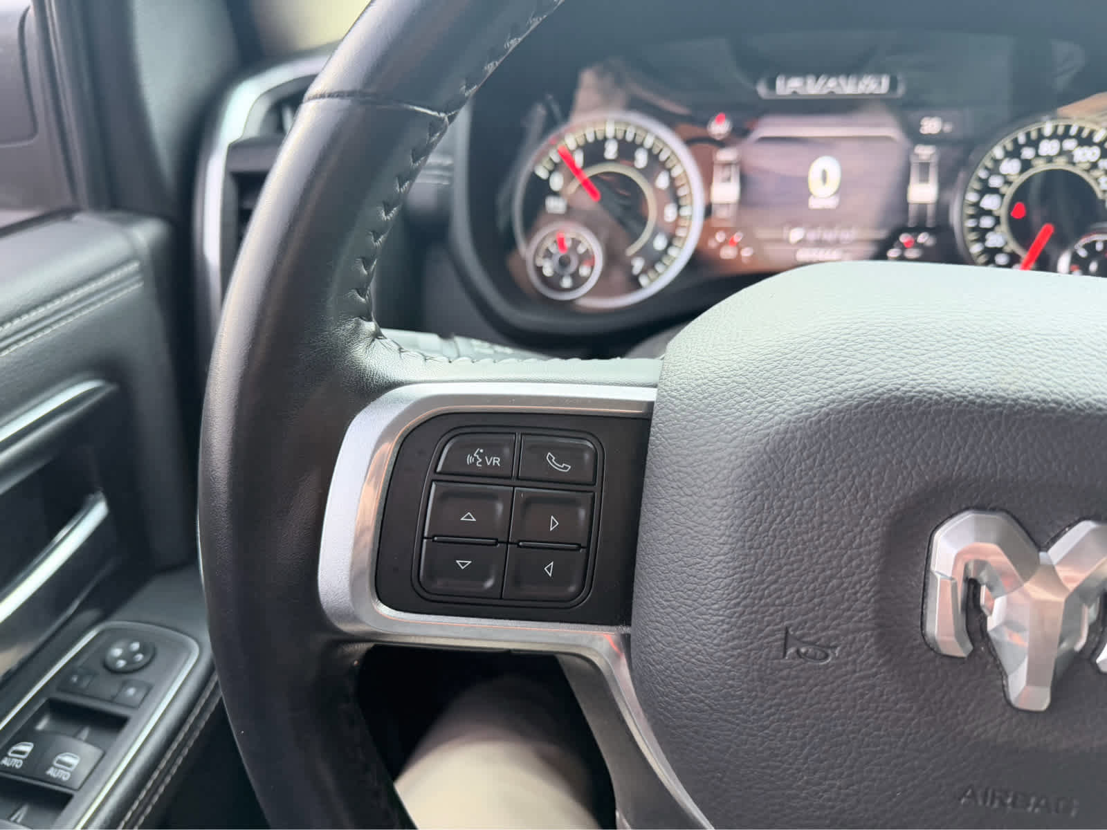 Used 2022 RAM 2500 Laramie image 20