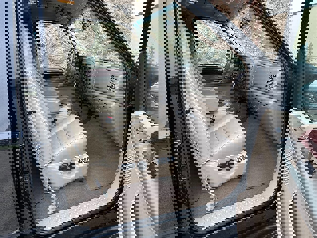 Used 2003 Ford Excursion Limited image 34