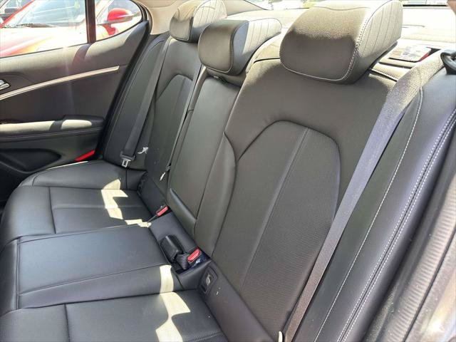 Used 2023 Genesis G70 2.0T AWD/4WD image 16