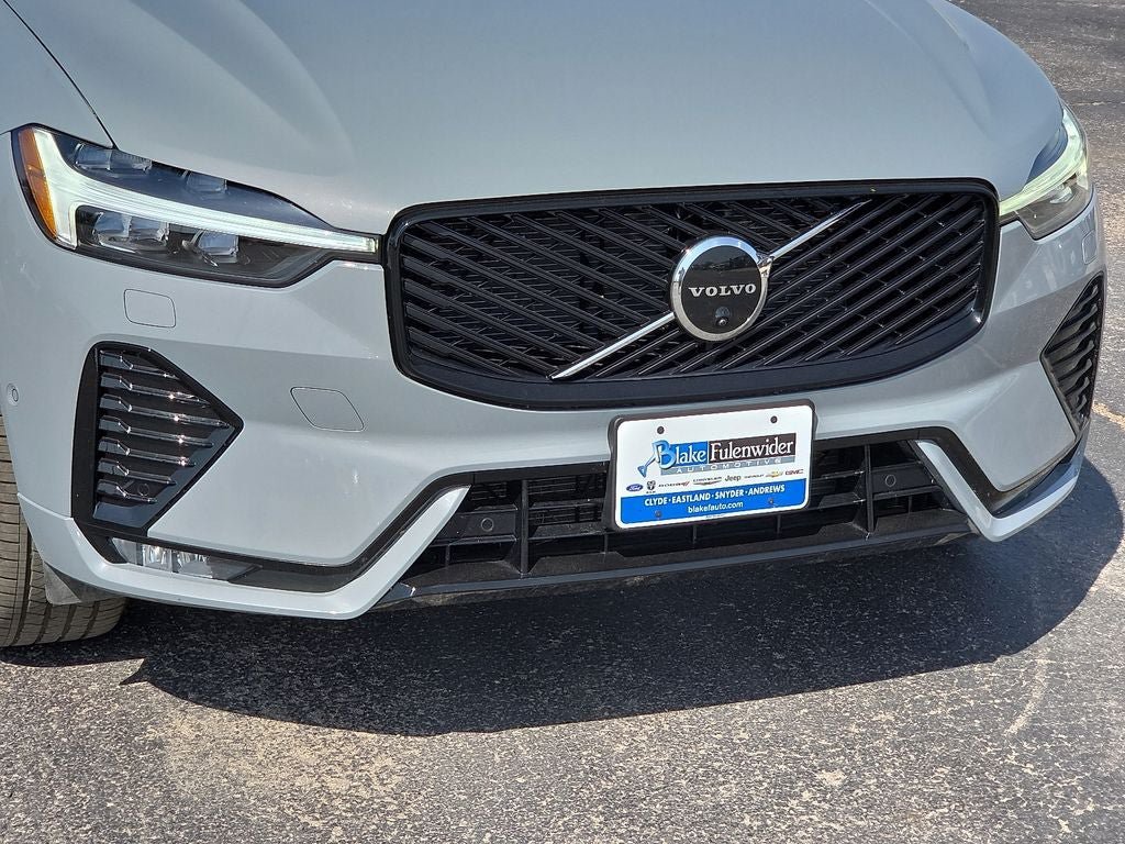 Used 2026 Volvo XC60 B5 Plus w/ Protection Package Premier AWD/4WD image 8