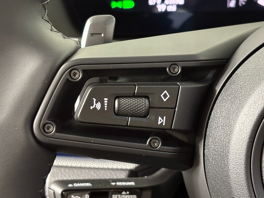 Used 2026 Porsche Panamera 4 image 24