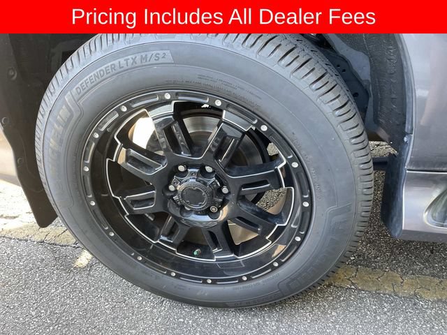 Used 2018 Lexus GX 460 Premium w/ Premium Package AWD/4WD image 13