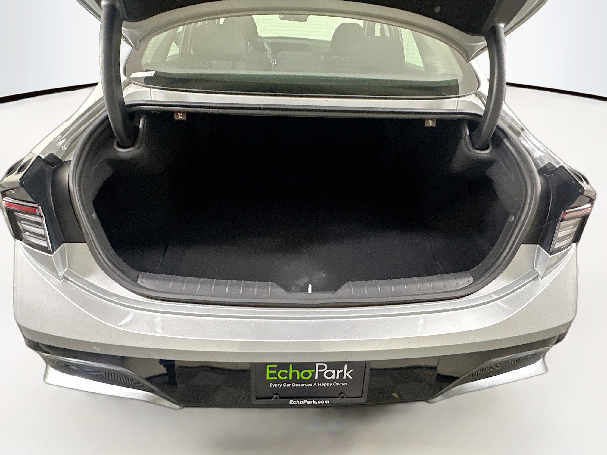 Used 2025 Hyundai Sonata SEL FWD image 27