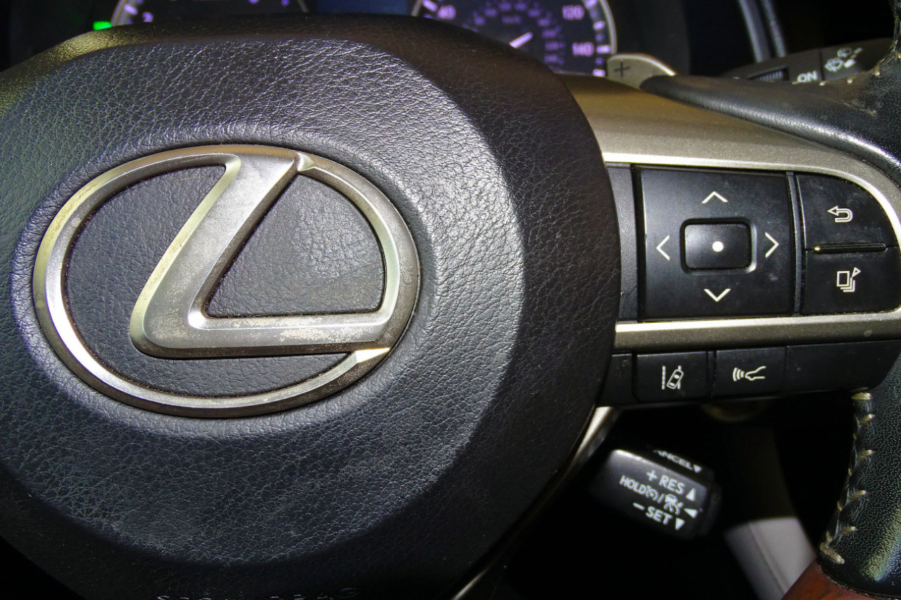 Used 2020 Lexus RX 350 FWD w/ Premium Package image 16