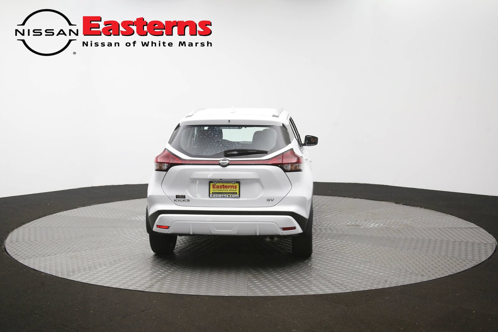 Used 2024 Nissan Kicks SV FWD image 36