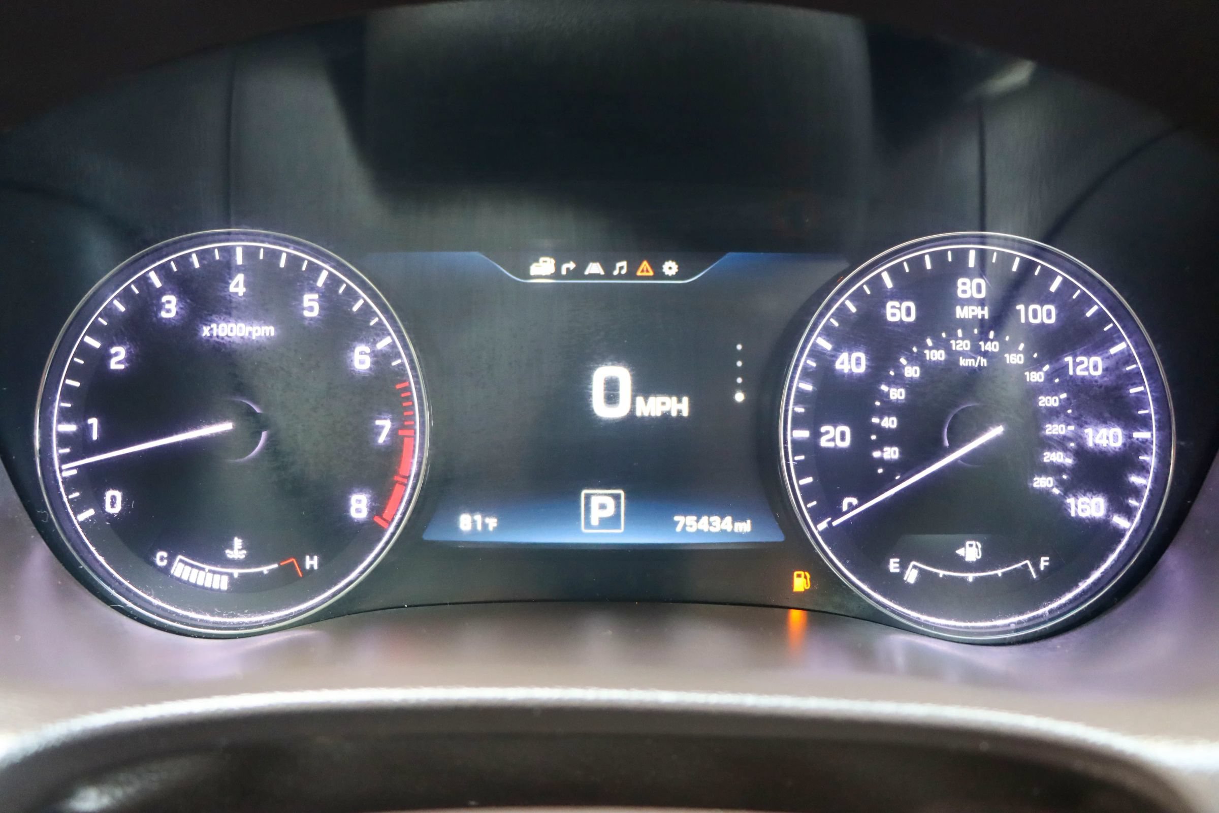 Used 2015 Hyundai Genesis 3.8 w/ Option Group 04 AWD/4WD image 32
