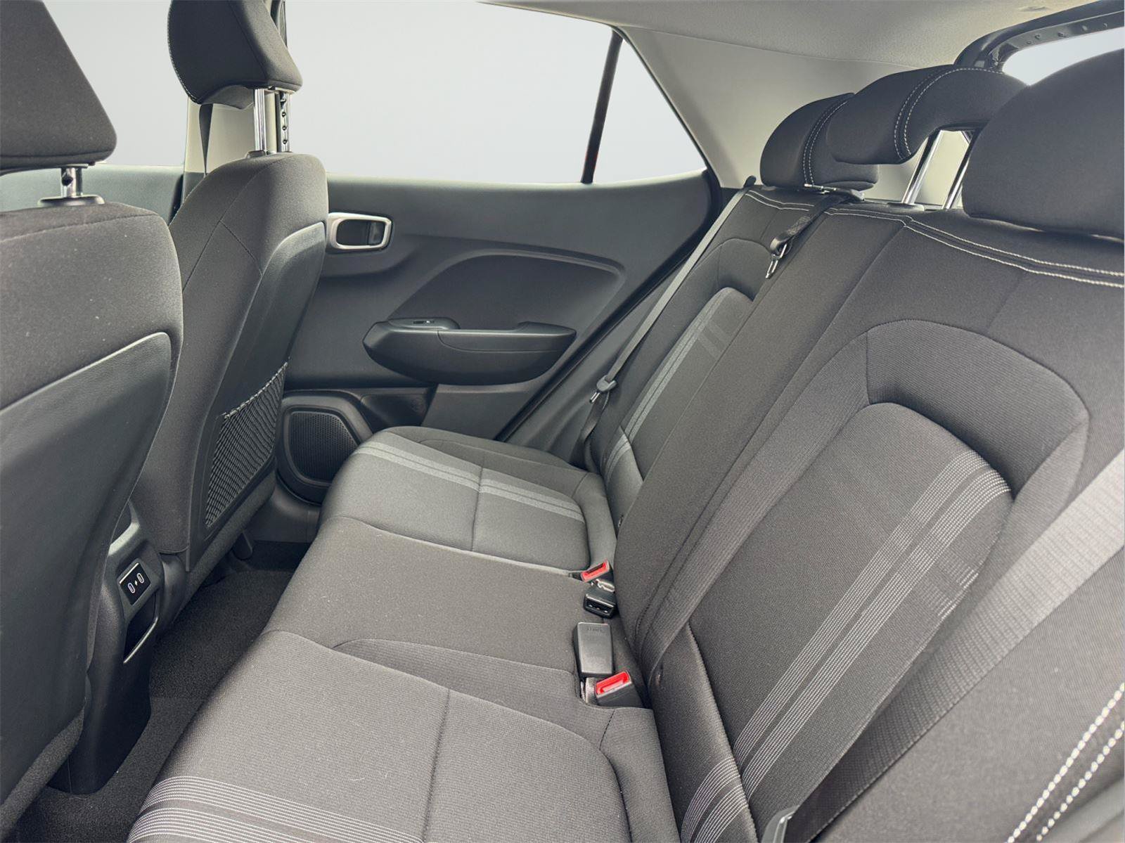 Certified 2026 Hyundai Venue SEL FWD image 18