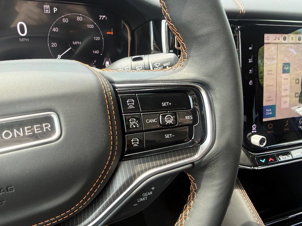 New 2026 Jeep Grand Wagoneer L Summit AWD/4WD image 16