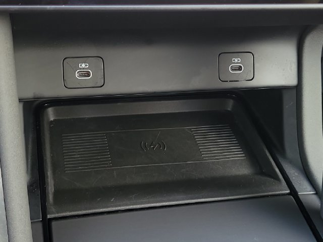 Certified 2025 Land Rover Discovery Sport S AWD/4WD image 34