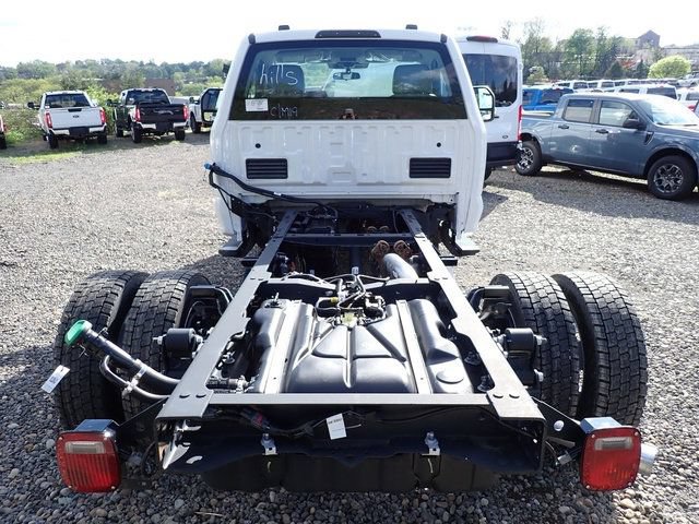 New 2026 Ford F550 4x4 Regular Cab Super Duty image 5