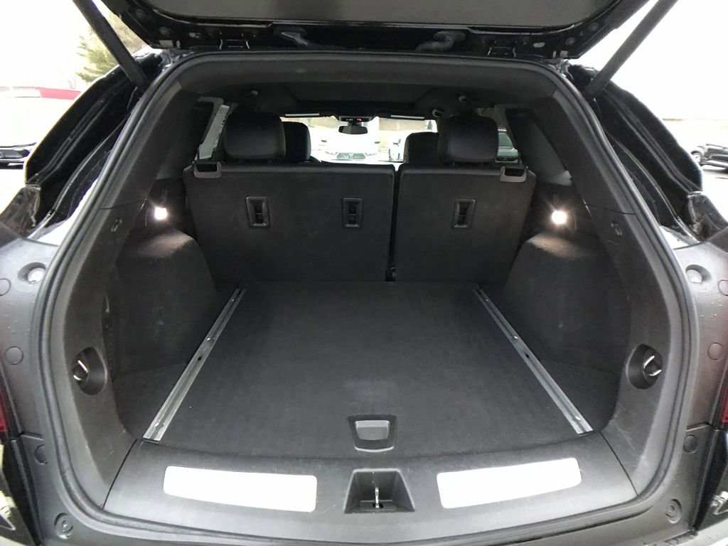 Used 2020 Cadillac XT5 Premium Luxury w/ LPO, Floor Liner Package image 8