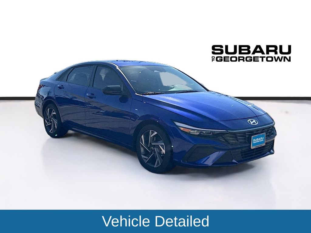 Used 2025 Hyundai Elantra Sport image 1