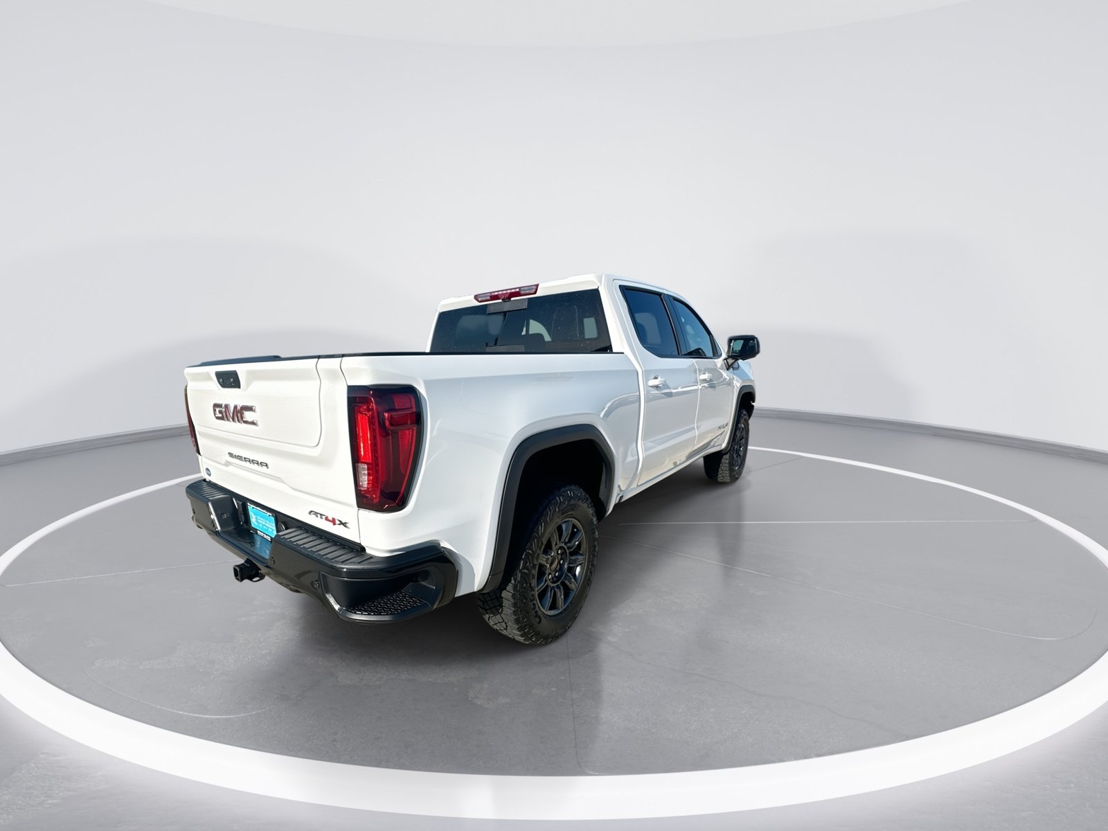 Used 2024 GMC Sierra 1500 AT4X AWD/4WD image 8