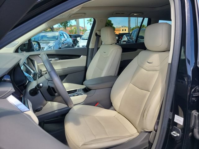 Used 2021 Cadillac XT6 Premium Luxury FWD image 21