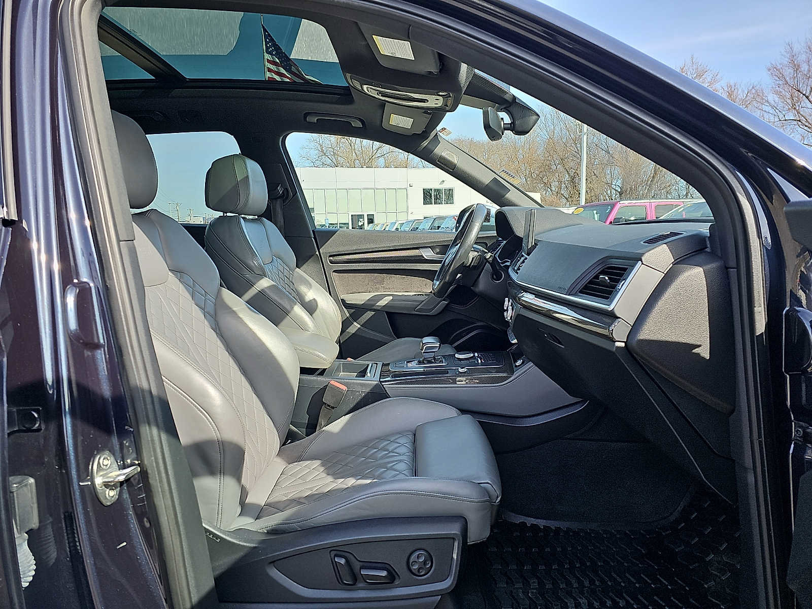 Used 2018 Audi SQ5 Premium Plus image 15
