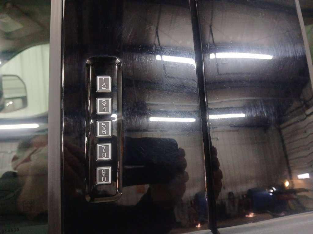 Used 2024 Ford F250 XLT image 10