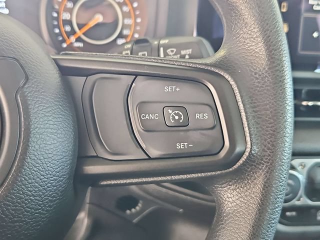 Used 2025 Jeep Wrangler Unlimited Sport AWD/4WD image 14