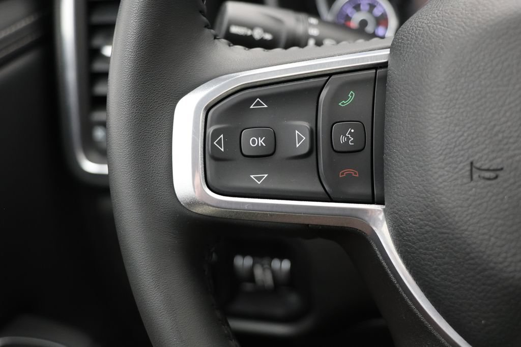 Used 2024 RAM 1500 Laramie AWD/4WD image 23