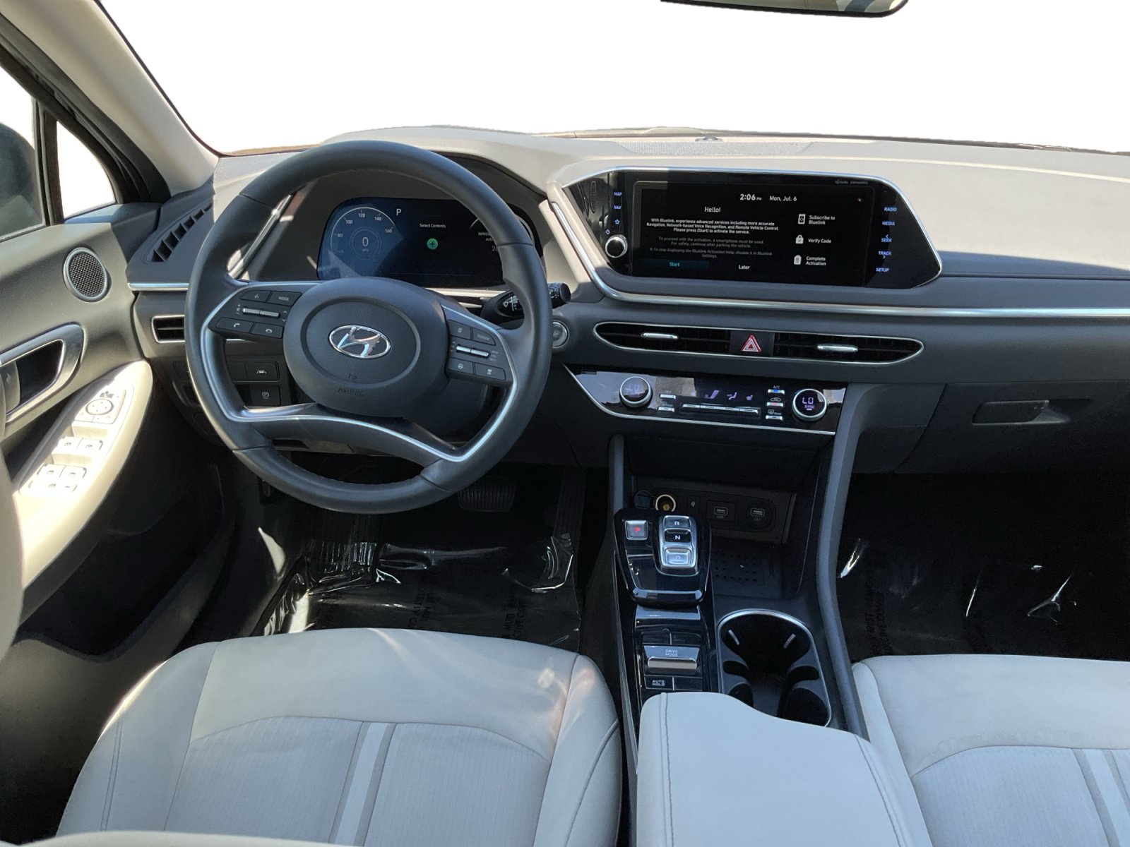 Used 2023 Hyundai Sonata SEL w/ Convenience Package FWD image 14