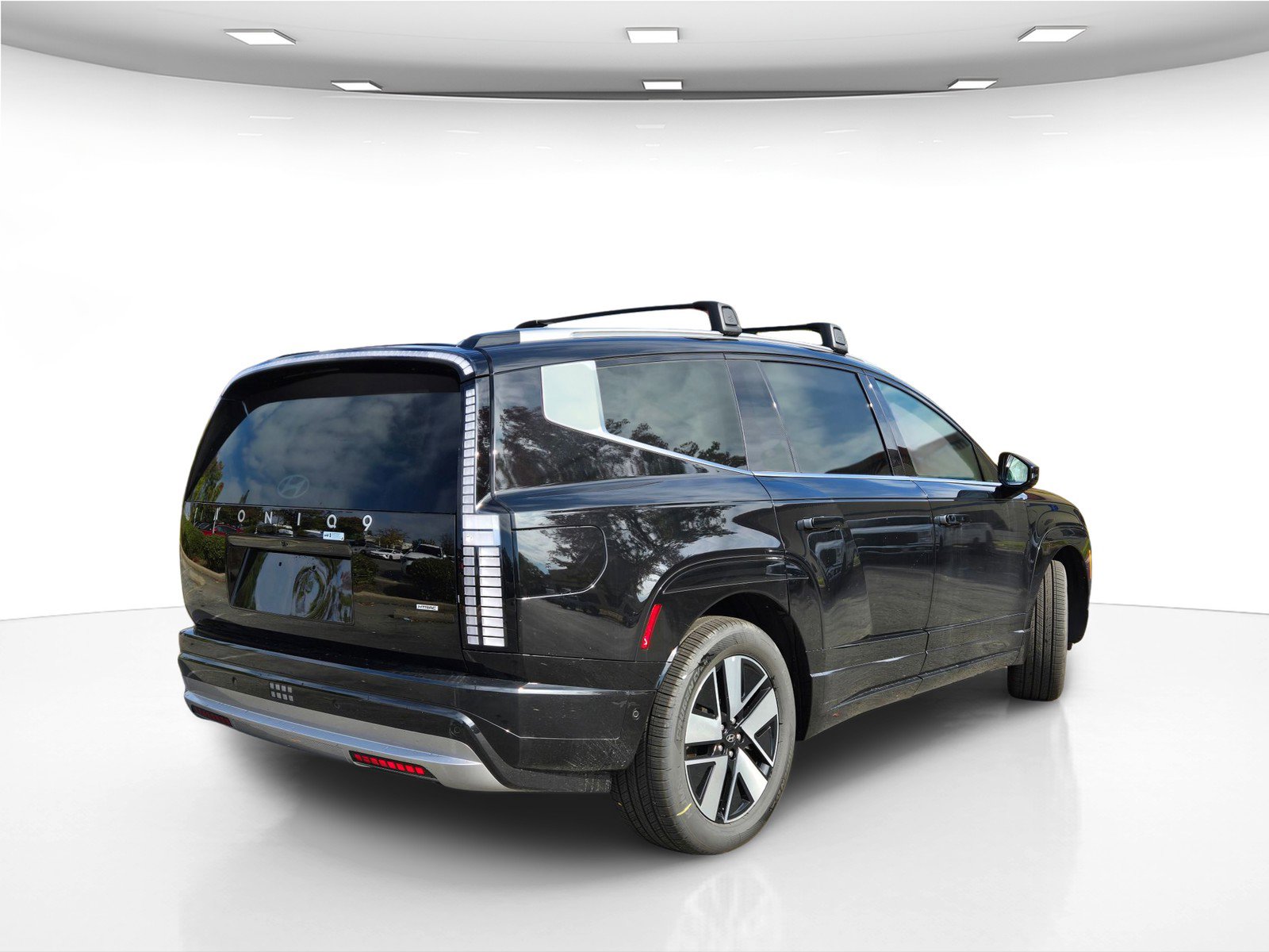 New 2026 Hyundai Ioniq 9 SEL image 8