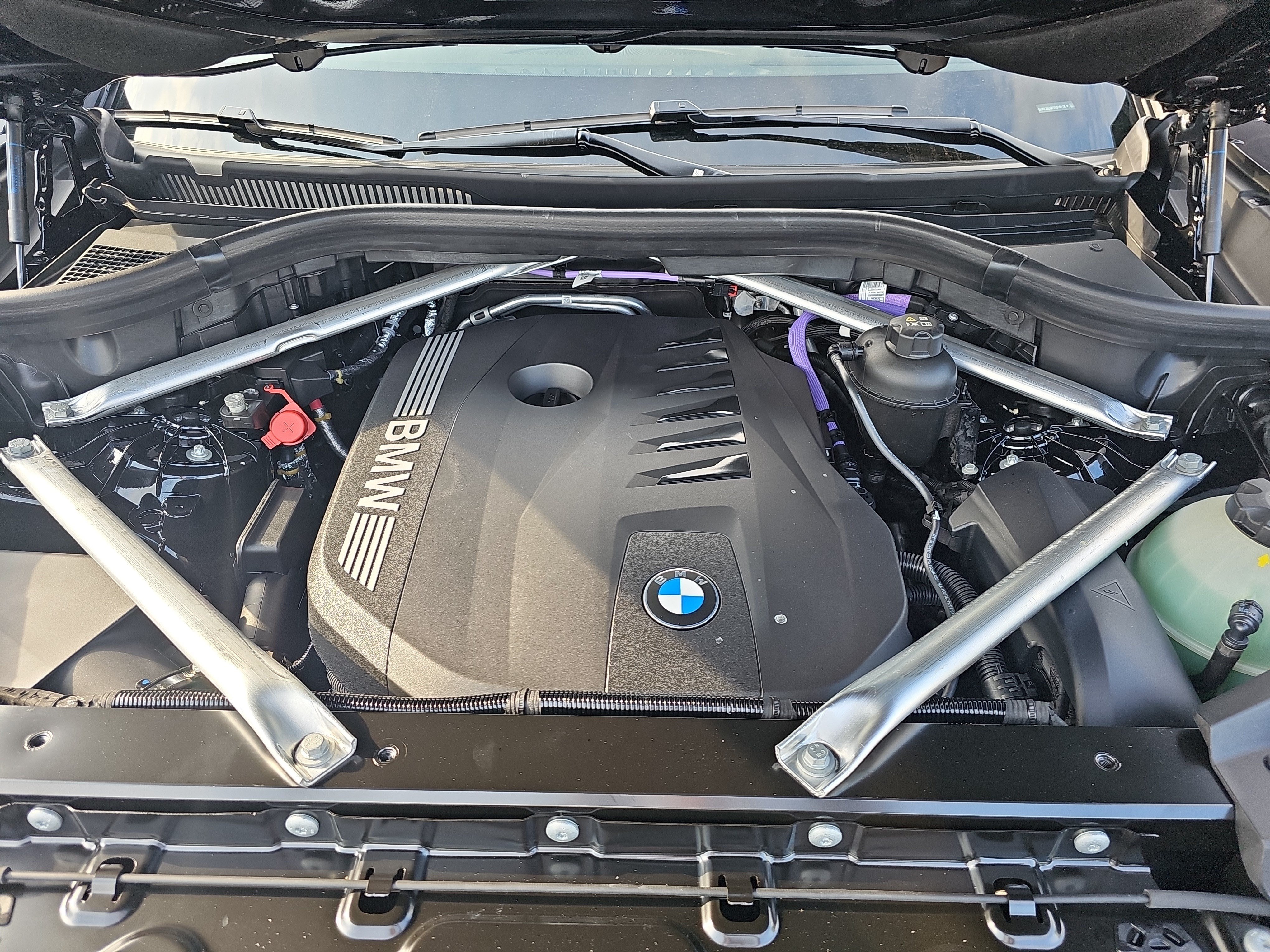 Certified 2026 BMW X5 sDrive40i w/ M Sport Package RWD image 33