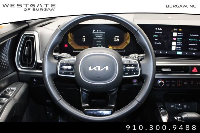Used 2024 Kia Sorento S image 18