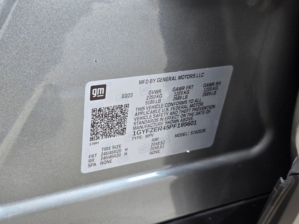 Certified 2023 Cadillac XT4 Sport w/ Cold Weather Package image 32