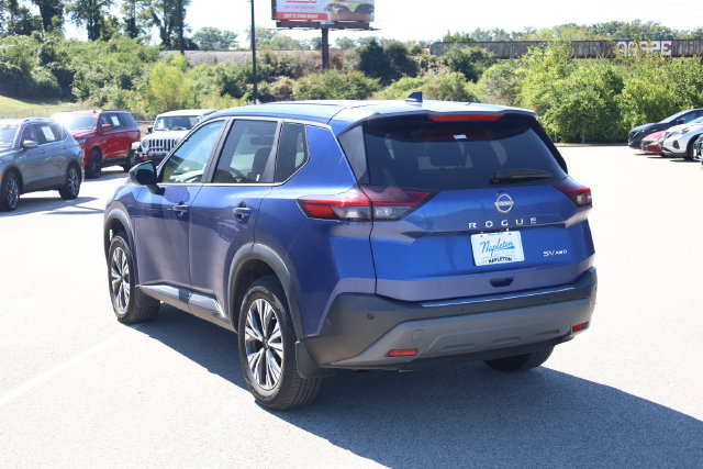 Certified 2023 Nissan Rogue SV AWD/4WD image 7