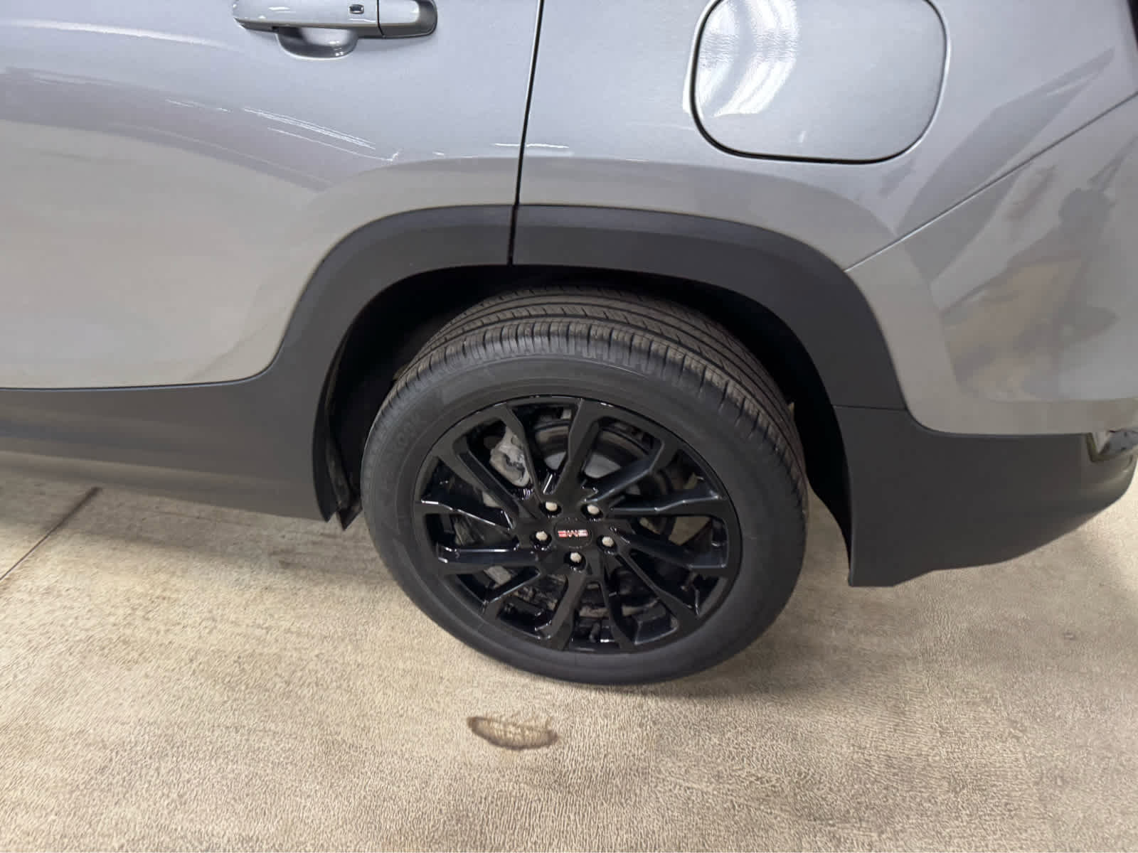 Certified 2024 GMC Terrain SLT w/ Elevation Edition image 9