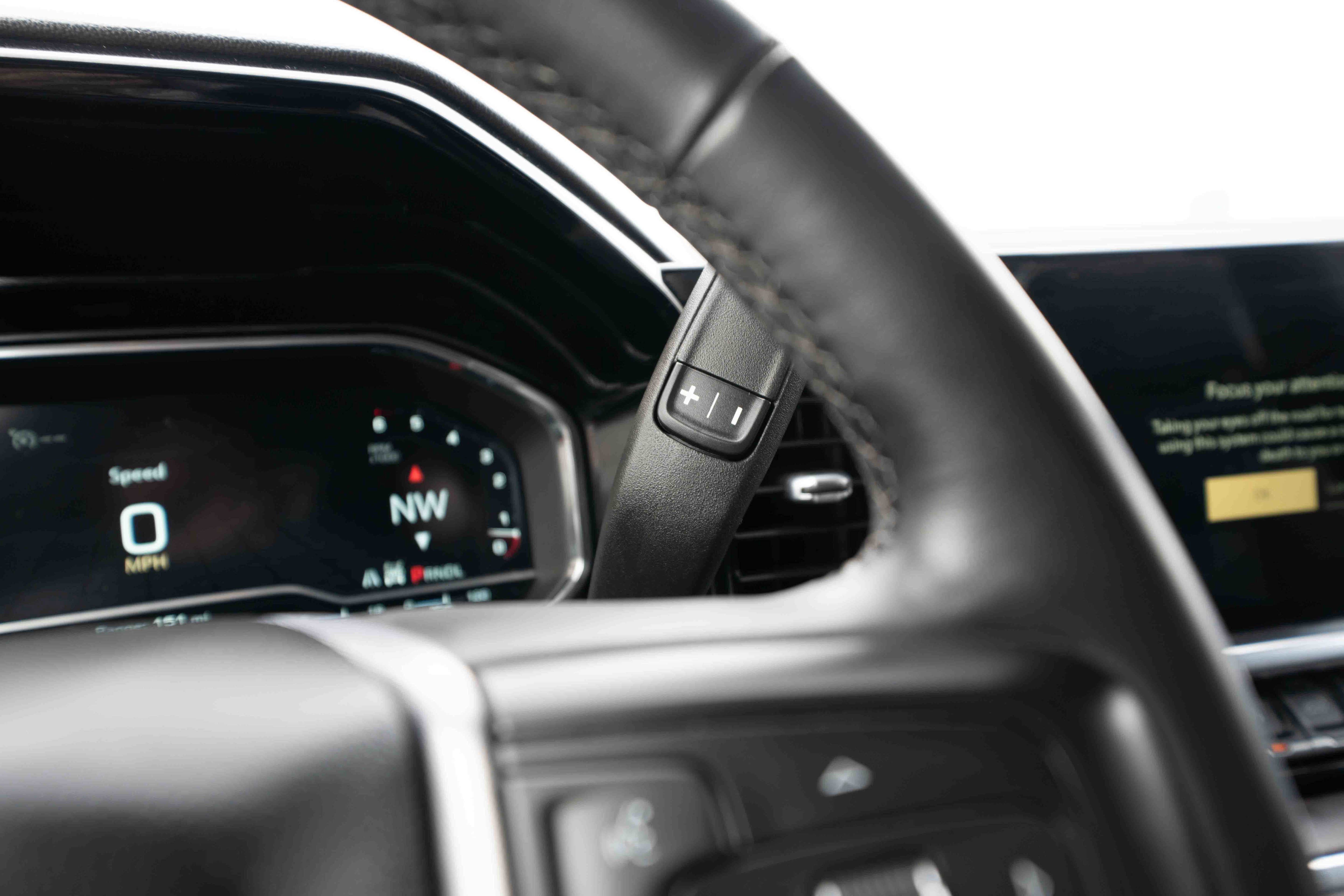 Used 2023 GMC Sierra 1500 SLT AWD/4WD image 14