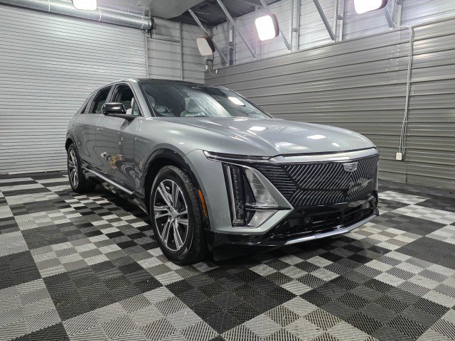 Used 2024 Cadillac Lyriq Luxury image 4
