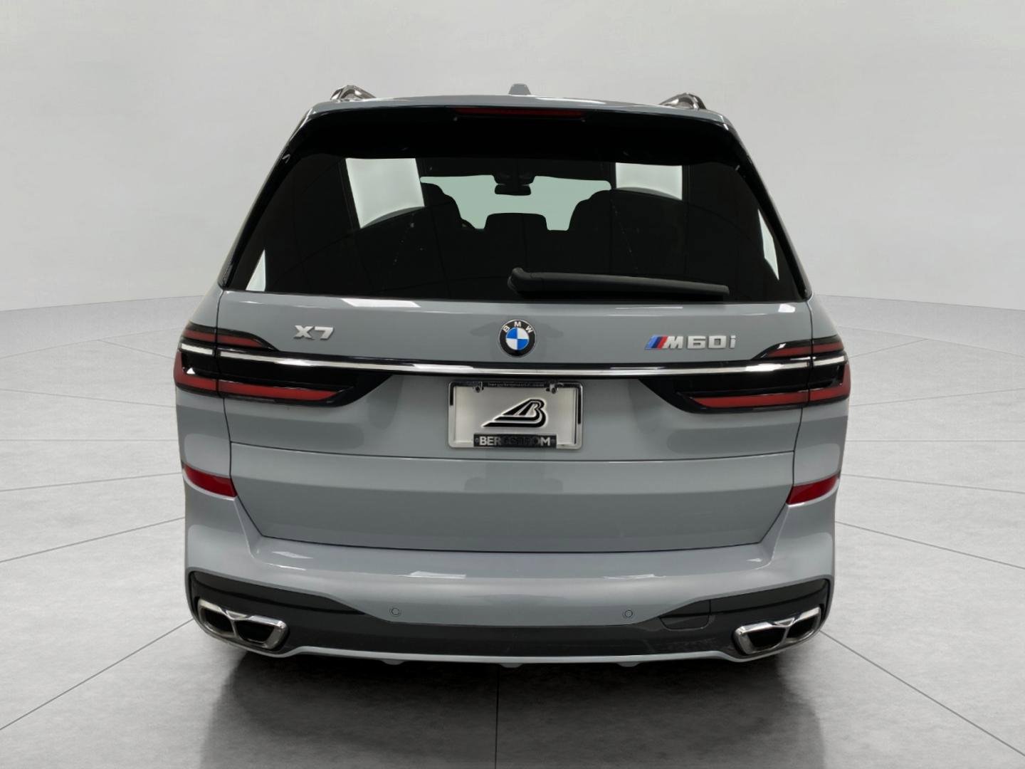 Certified 2025 BMW X7 M60i w/ Climate Comfort Package image 4