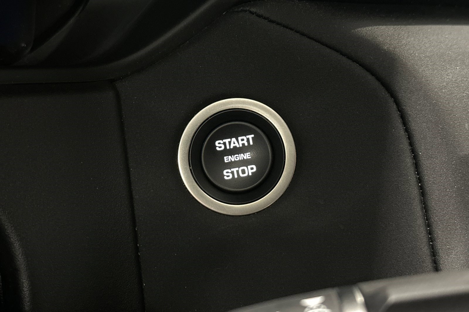 Used 2026 Land Rover Range Rover Velar Dynamic SE image 33