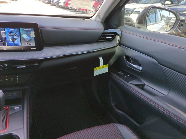 New 2026 Nissan Kicks SR image 15