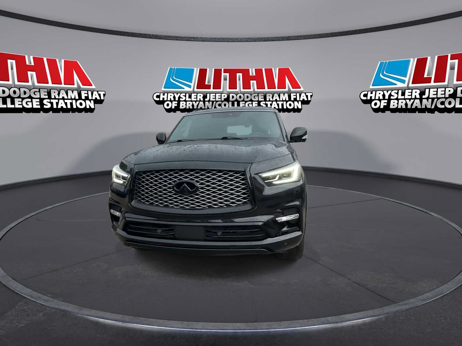 Used 2023 INFINITI QX80 Sensory w/ Cargo Package AWD/4WD image 3