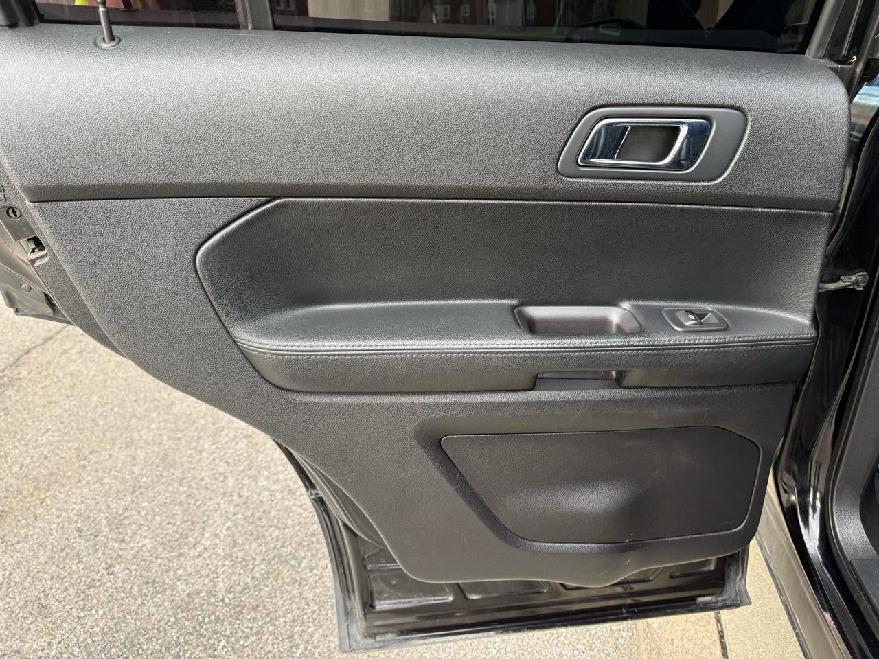 Used 2017 Ford Explorer 4WD Police Interceptor image 31