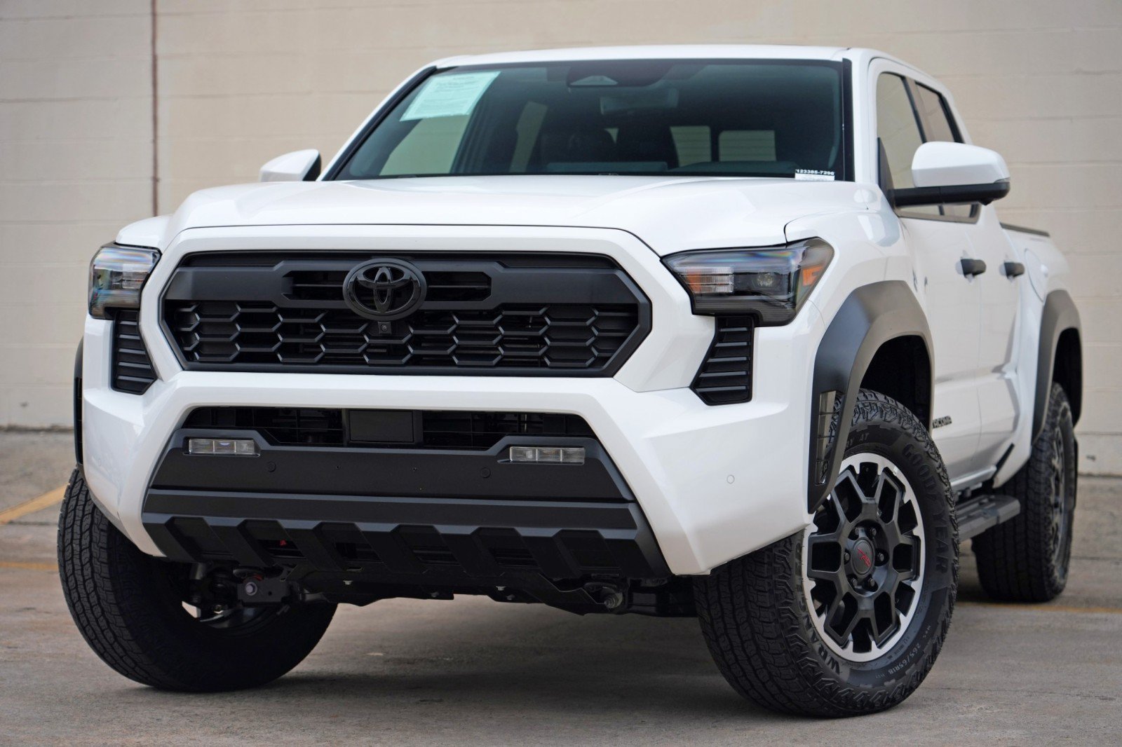 Used 2026 Toyota Tacoma TRD Off-Road w/ TRD Off Road Premium Package AWD/4WD image 3