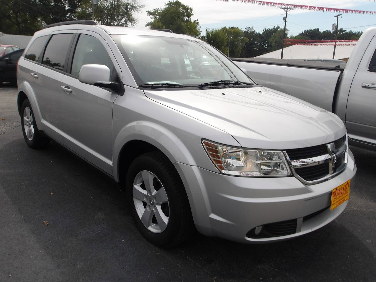 Used 2010 Dodge Journey SXT w/ Flexible Seating Group