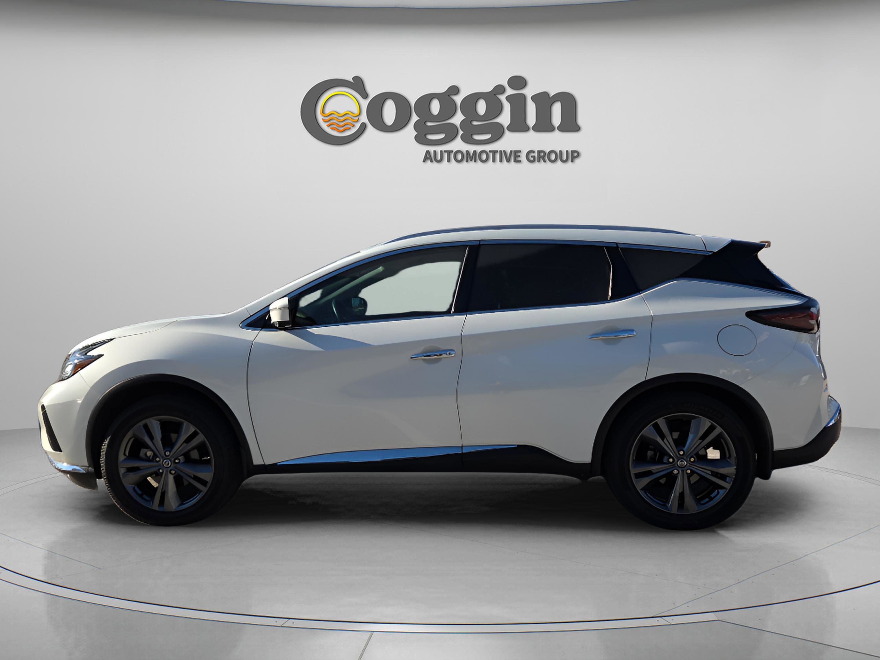 Used 2020 Nissan Murano Platinum image 3