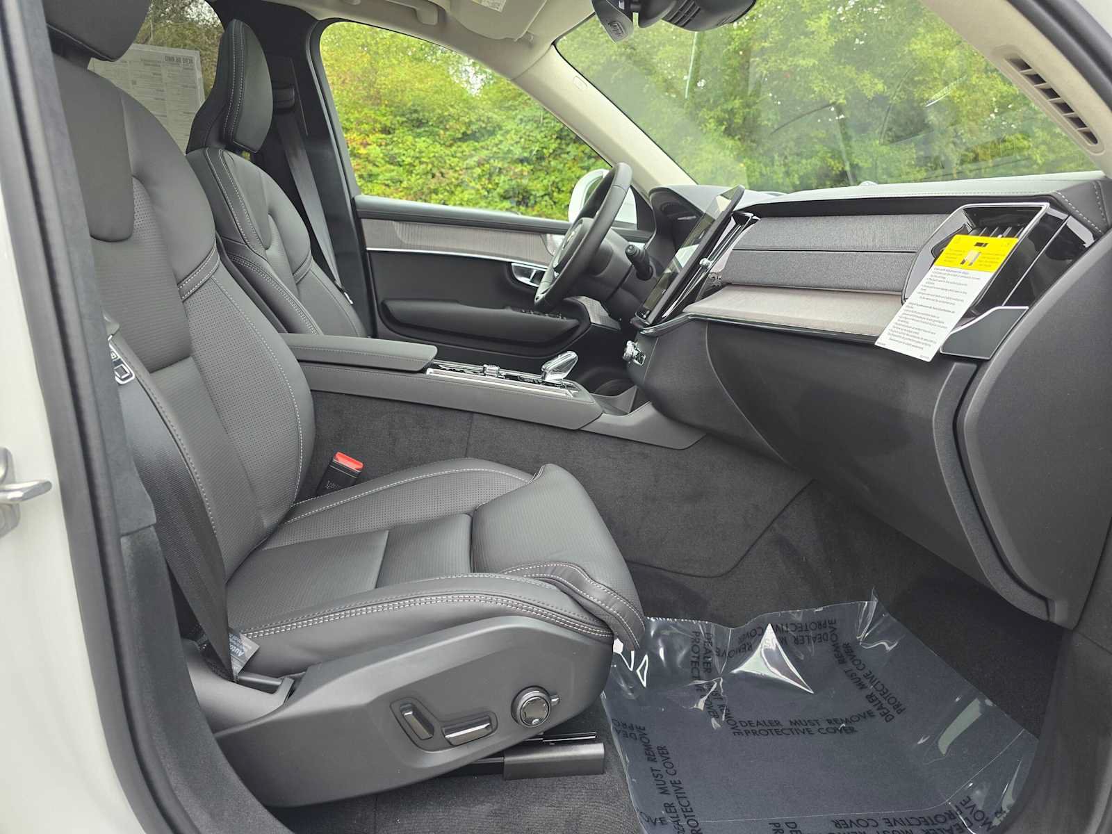 New 2027 Volvo XC90 B6 Ultra AWD/4WD image 10