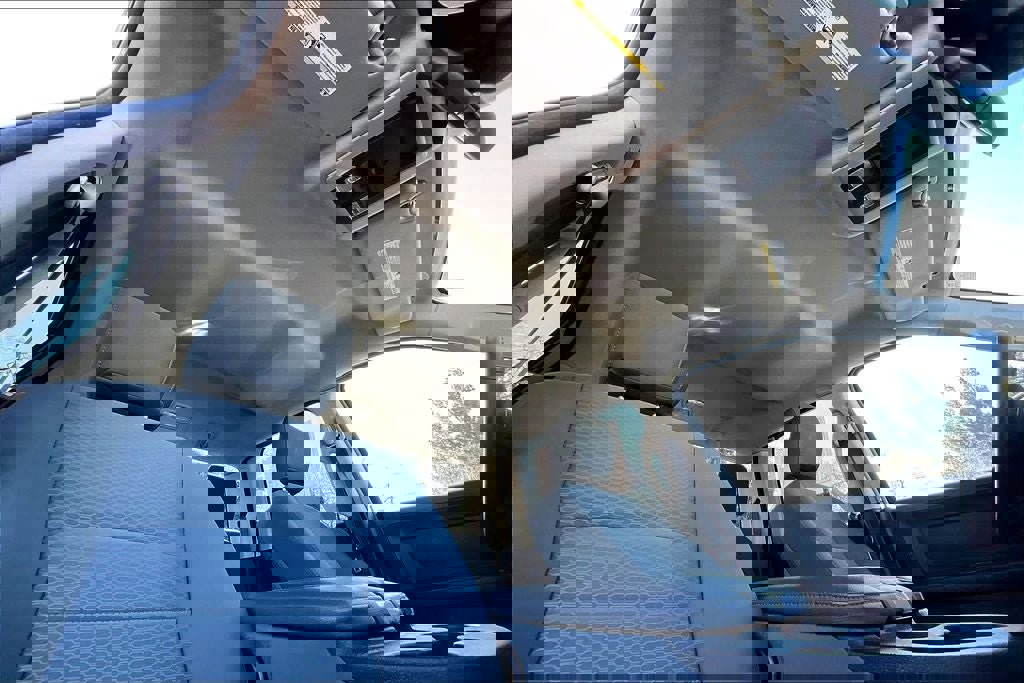 Used 2016 RAM 2500 Tradesman w/ Chrome Appearance Group image 25