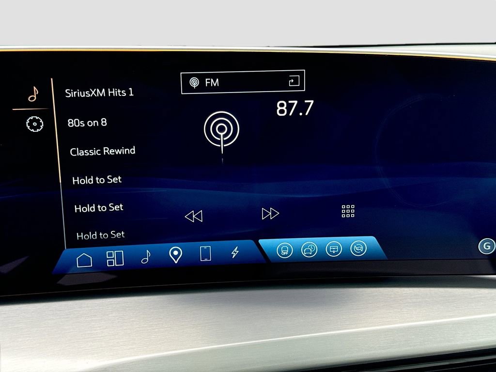 New 2026 Cadillac Vistiq Sport w/ LPO, Floor Liner Package image 15